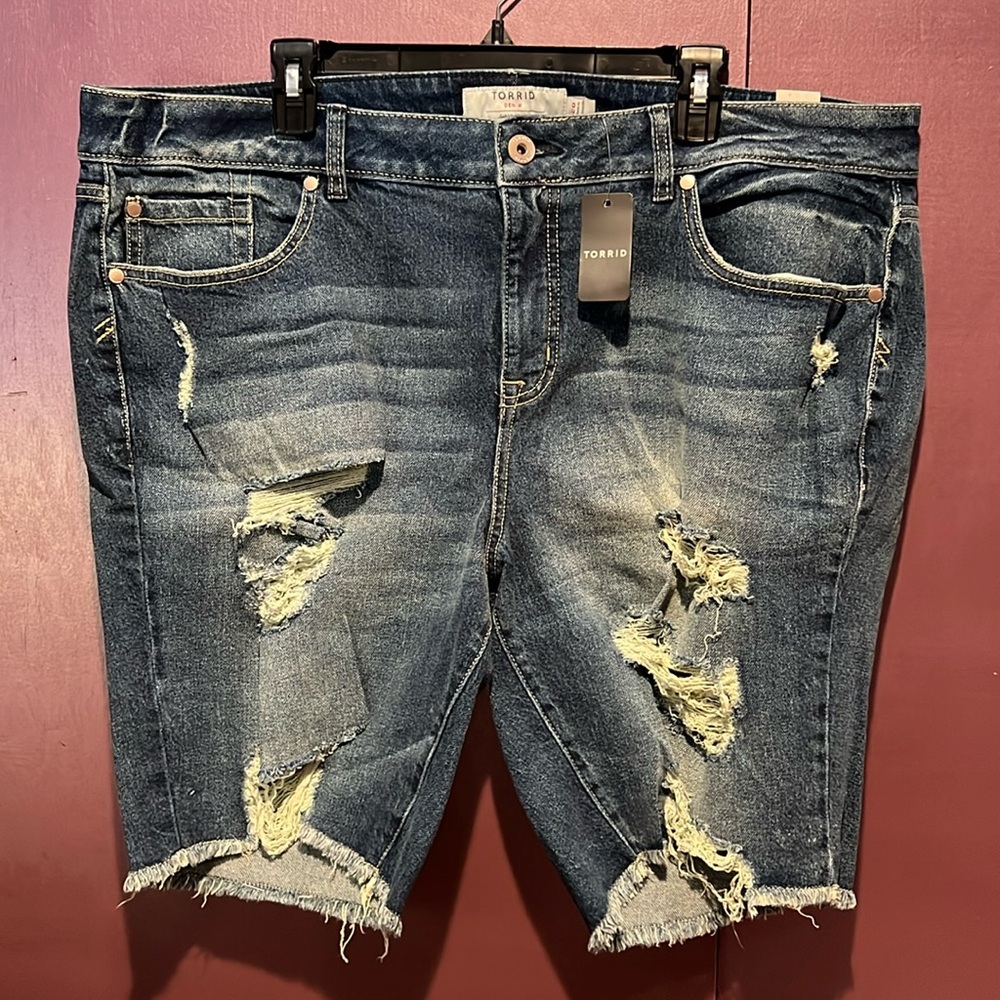 NWT Torrid Distressed Denim Shorts